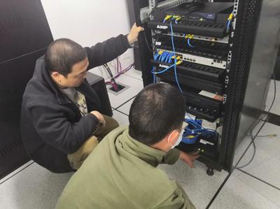 ?？悼h政務服務和大數據管理局 爭分奪秒搶修 確保信息光纜暢通 信息系統運行維護服務